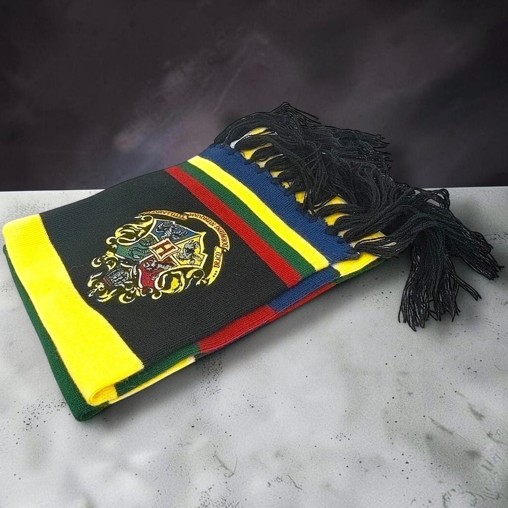 Harry‎ Potter Hogwarts Crest Scarf Multi Color House Stripes Universal Orlando